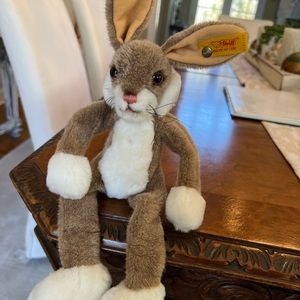 VINTAGE STEIFF- Lulac bunny. Beige. 6282/25